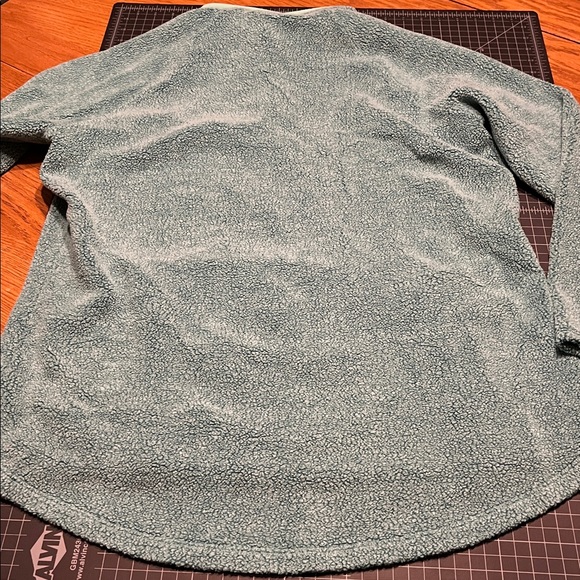 L.L. Bean Teal 1/4 snap Tumbled Sherpa Women's  xl Fleece Sweatshirt - Picture 6 of 6